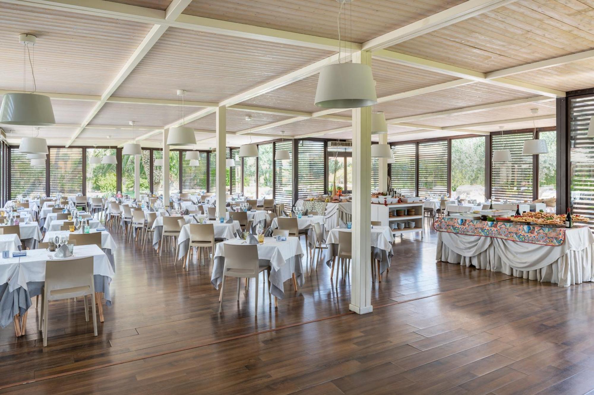 Resort Voi Arenella 4*