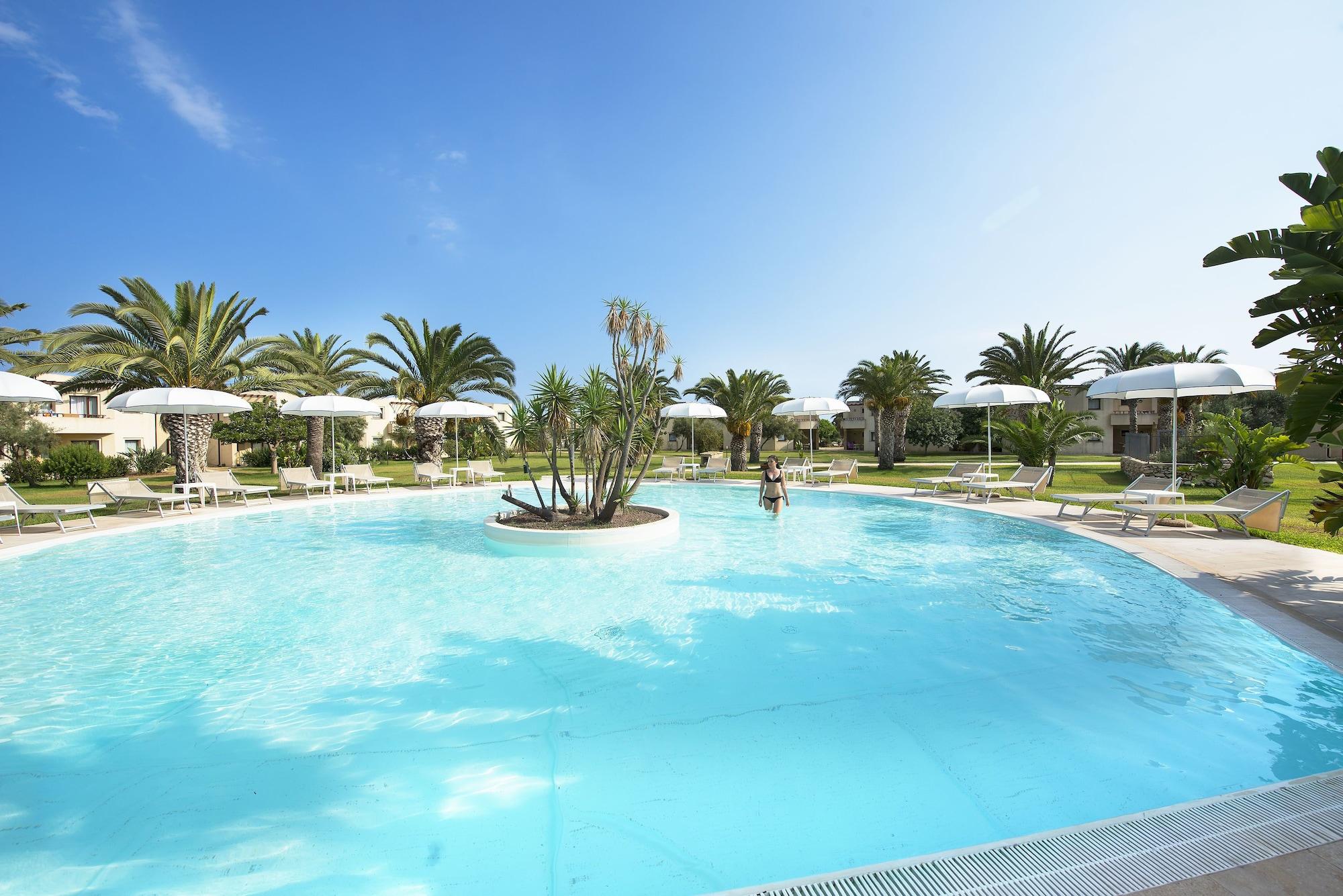 Voi Arenella Resort 4*